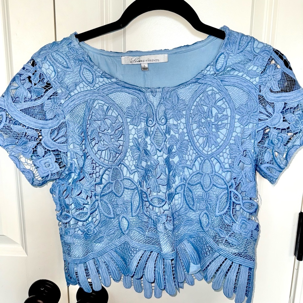 slight cropped blue Lace Women Top
